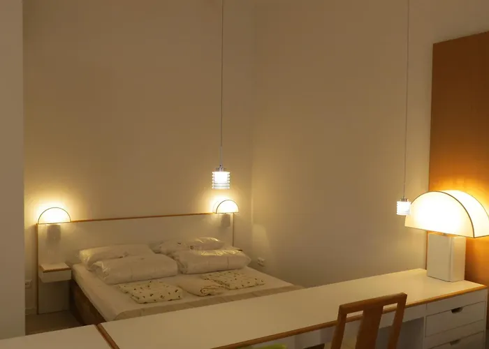 2 Am Zwenkauer See-frisch Renoviert Zwenkau