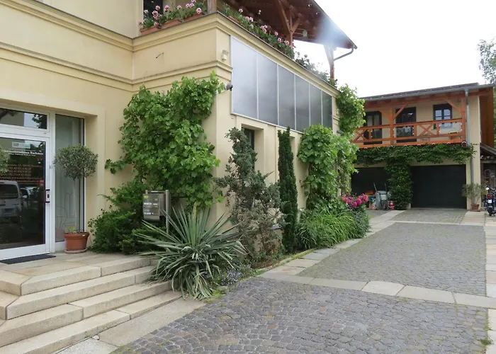 Apartment 2 Am Zwenkauer See-frisch Renoviert Zwenkau