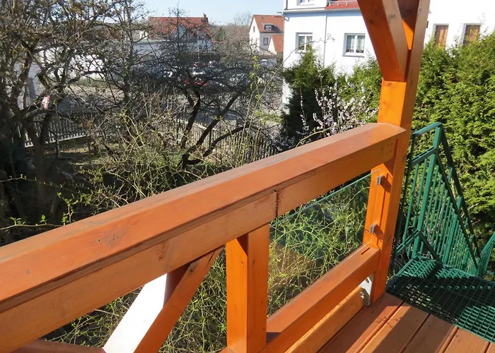 2 Am Zwenkauer See-frisch Renoviert